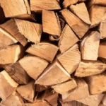 Fichten-Brennholz – 20 kg – 25 cm – ofenfertig und trocken – für Kamin und Holzofen